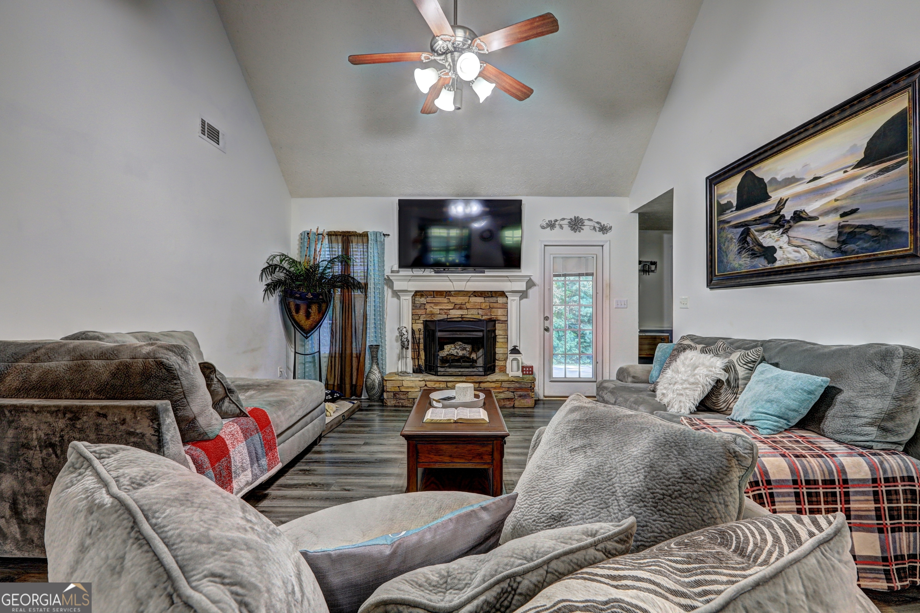 160 Aaron Court Forsyth, GA 31029 - Photo 10 of 42