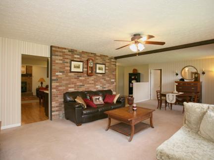 2380 Burnside Road Northwest Pataskala, OH 43062 - Photo 5 of 25