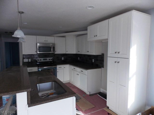 5990 Rosedale Street Louisville, OH 44641 - Photo 2 of 11 Gallery Image 2