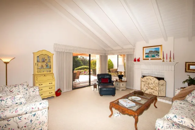 $999,000 | 18038 Caminito Balata, San Diego, CA 92128