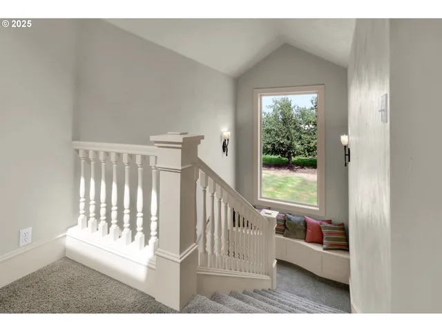 $1,098,000 | 84545 Drew Lane, Pleasant Hill, OR 97455