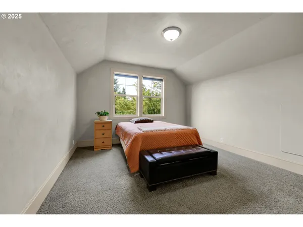 $945,000 | 84545 Drew Lane, Pleasant Hill, OR 97455