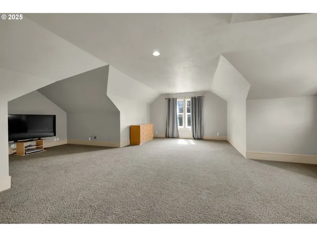 $1,098,000 | 84545 Drew Lane, Pleasant Hill, OR 97455