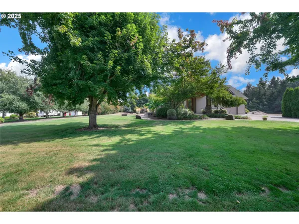 $945,000 | 84545 Drew Lane, Pleasant Hill, OR 97455