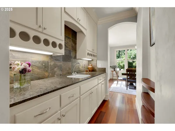 $945,000 | 84545 Drew Lane, Pleasant Hill, OR 97455