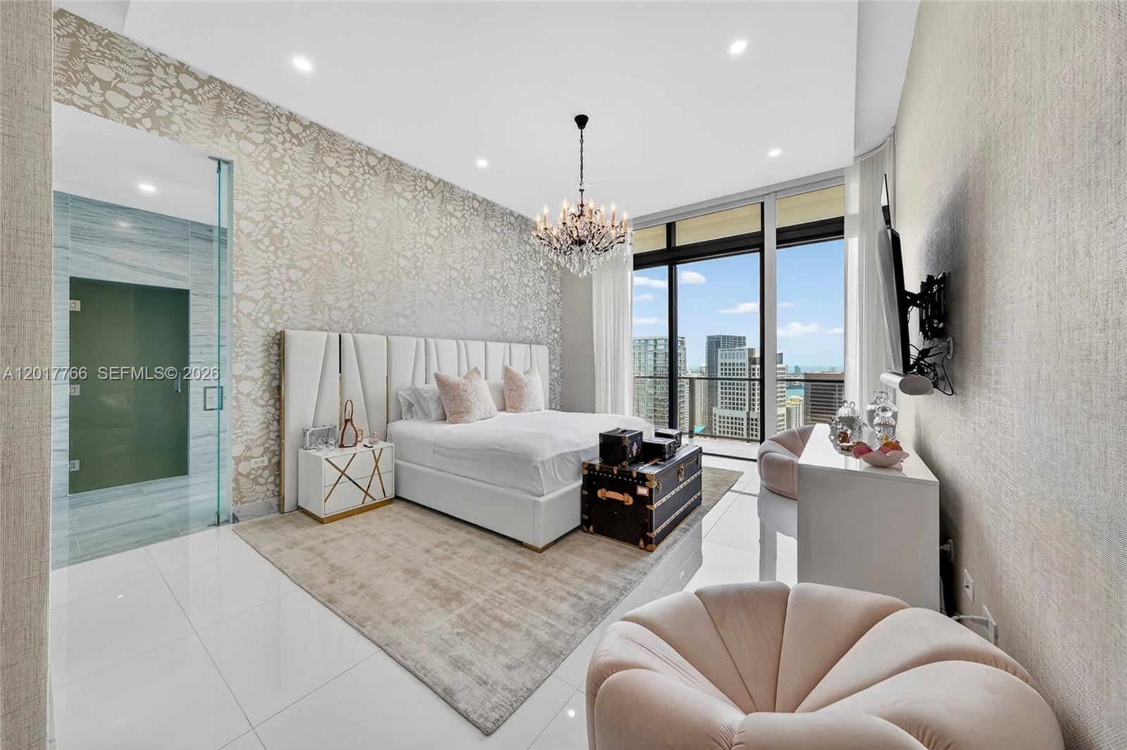 88 Southwest 7th Street, Unit PH4202 Miami, FL 33130 - Photo 18 of 88