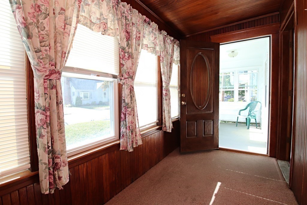 444 Central Street Saugus, MA 01906 - Photo 7 of 37