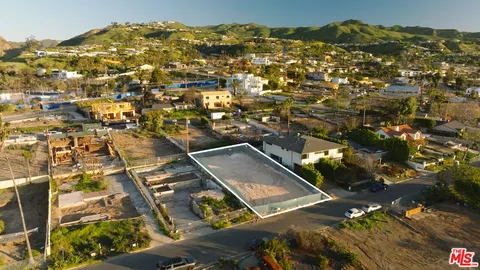 $1,395,000 | 16841 Bollinger Drive, Pacific Palisades, CA 90272