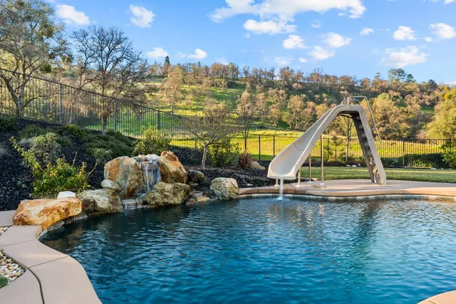 $1,799,000 | 1940 Vista Cielo Drive, Newcastle, CA 95658