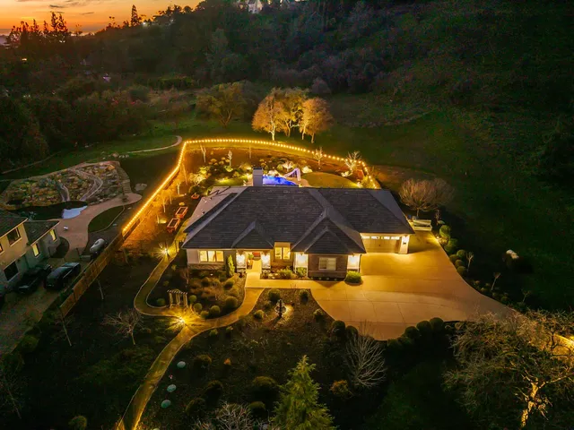 $1,799,000 | 1940 Vista Cielo Drive, Newcastle, CA 95658