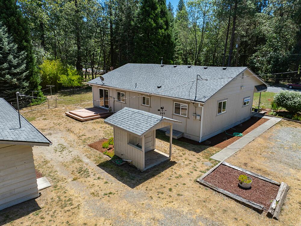 2612 Sand Creek Road Grants Pass, OR 97527 - Photo 31 of 52 2612 Sand Creek Listing Photos - 58 of 5