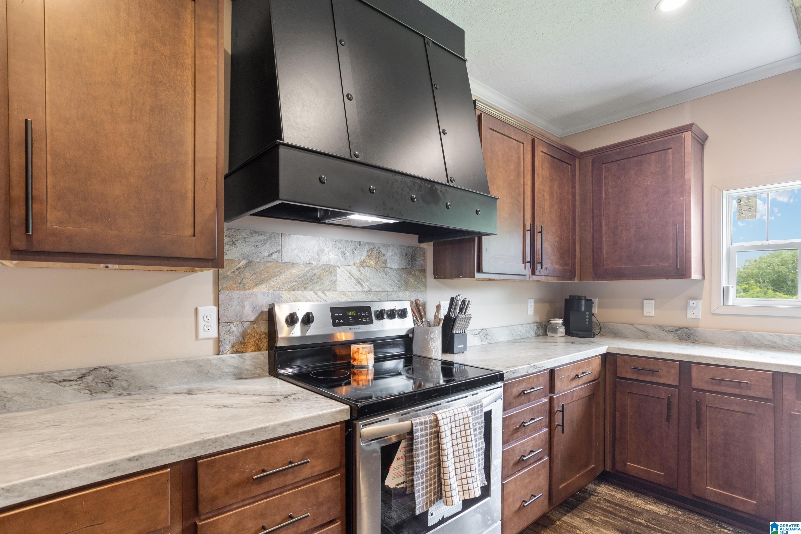 8437 Wade Road Warrior, AL 35180 - Photo 6 of 42