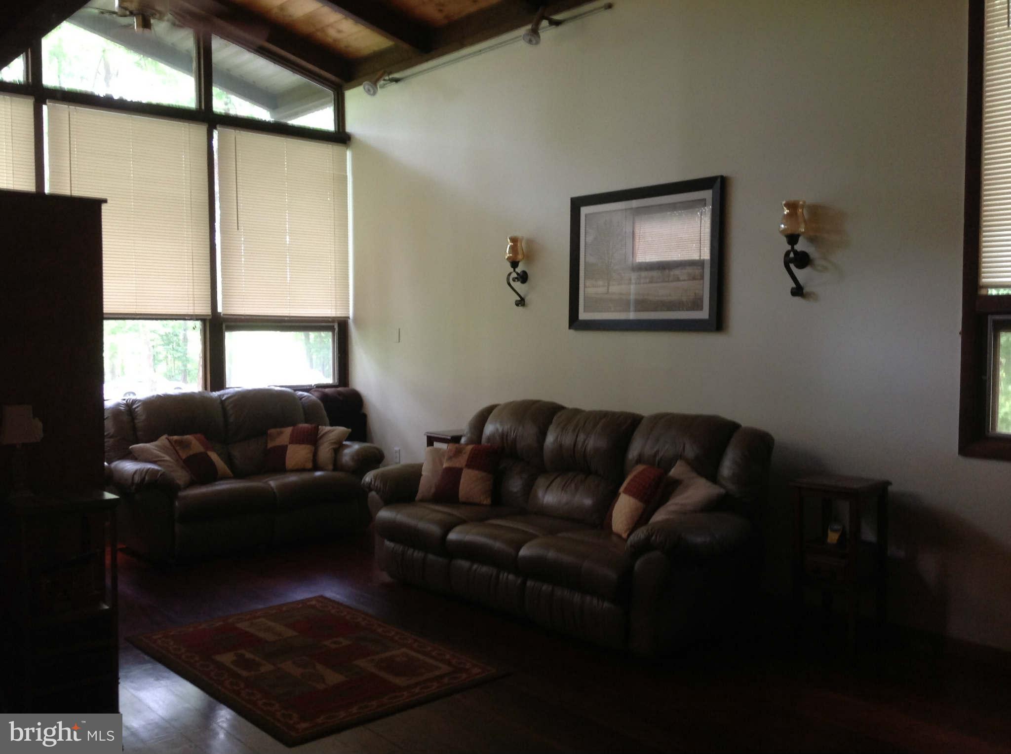 8151 Rogues Road Catlett, VA 20119 - Photo 6 of 24 Living Room