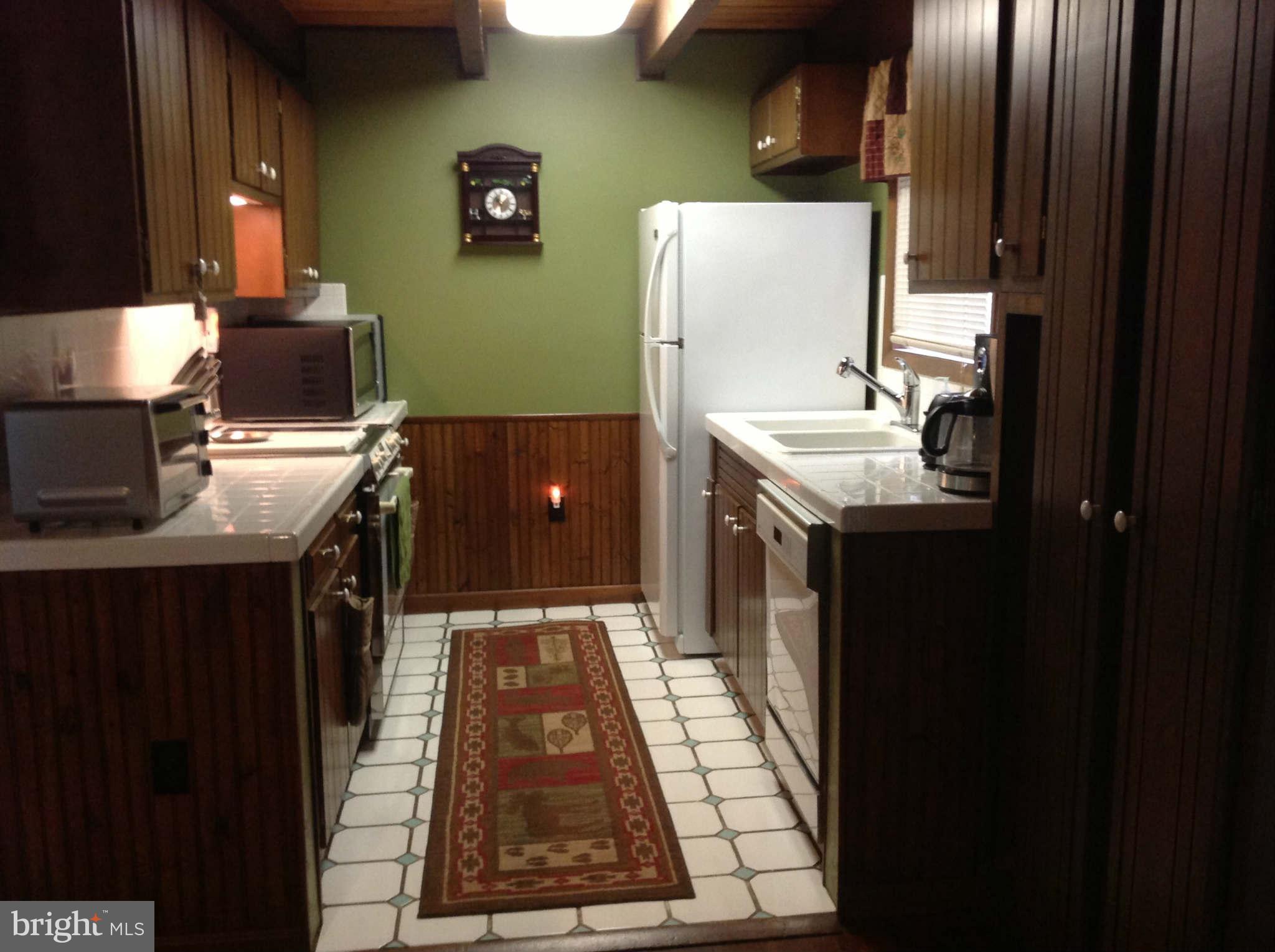 8151 Rogues Road Catlett, VA 20119 - Photo 10 of 24 Kitchen