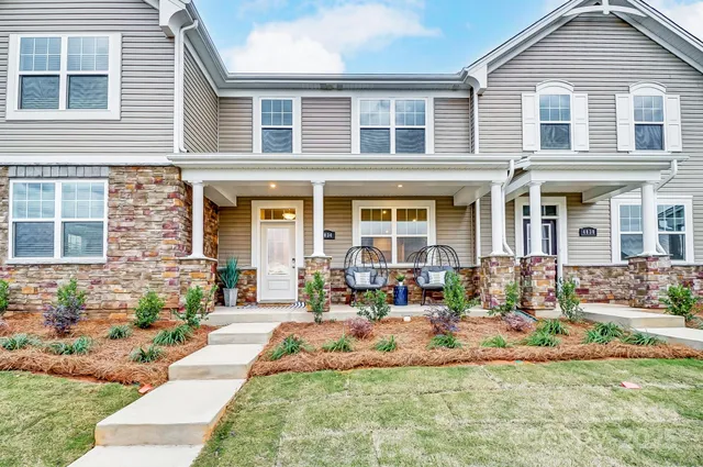 $349,990 | 3934 Cheyney Park Drive, Charlotte, NC 28269