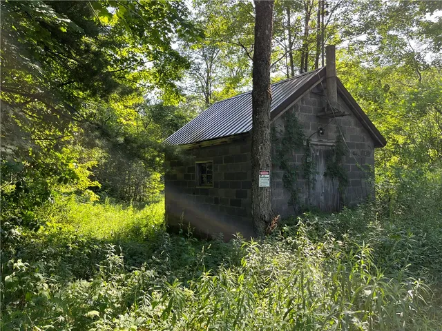 $99,900 | 357 Cable Road, Amboy, NY 13493