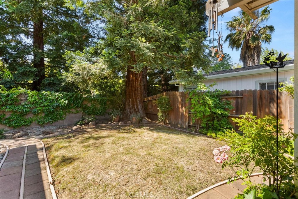 2050 Springfield Drive, Unit 103 Chico, CA 95928 - Photo 34 of 35