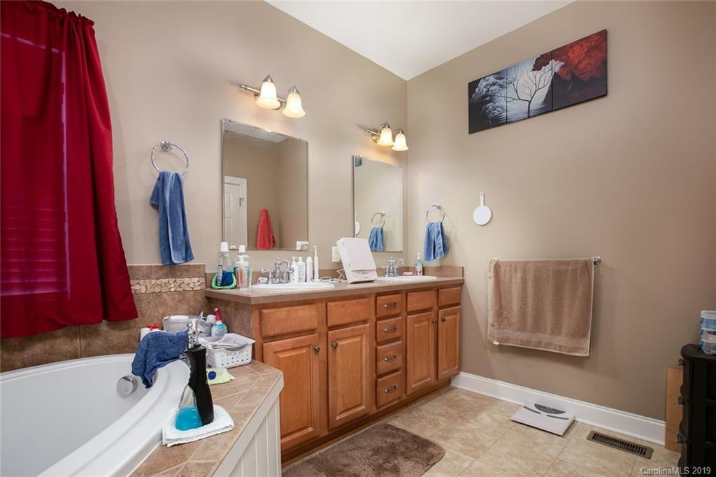 155 Roslyn Road Troy, NC 27371 - Photo 18 of 37 Gallery Image 18