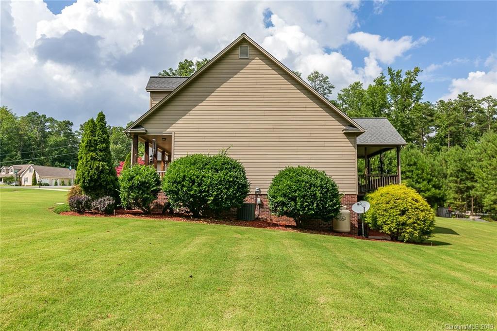 155 Roslyn Road Troy, NC 27371 - Photo 3 of 37 Gallery Image 3