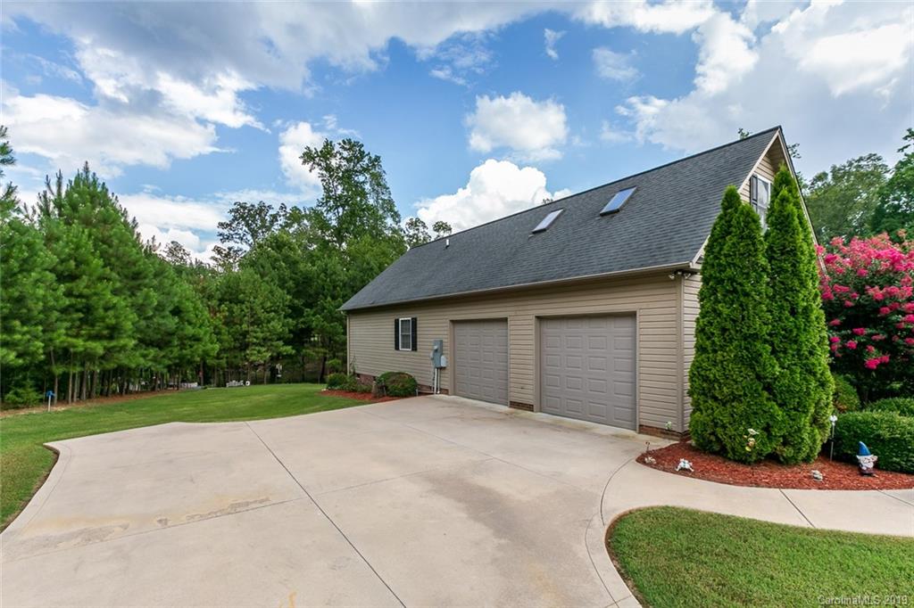 155 Roslyn Road Troy, NC 27371 - Photo 29 of 37 Gallery Image 29