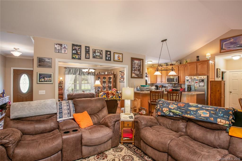 155 Roslyn Road Troy, NC 27371 - Photo 10 of 37 Gallery Image 10
