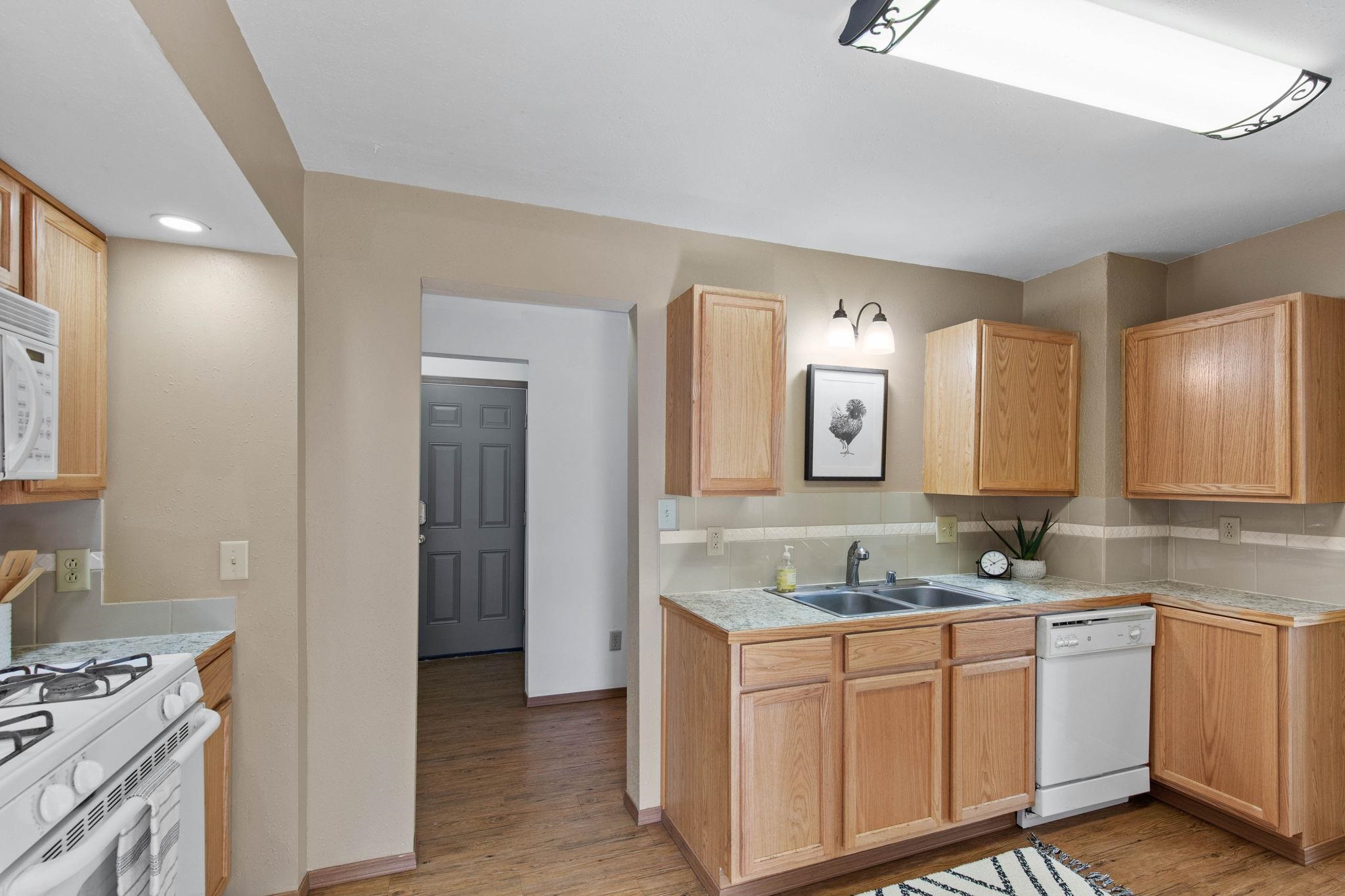 1515 North Bessie Road Spokane Valley, WA 99212 - Photo 8 of 31 Gallery Image 8