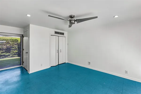 $4,250 | 1310 Harbor View Drive, Galveston, TX 77550