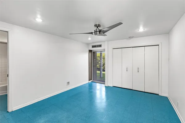 $4,250 | 1310 Harbor View Drive, Galveston, TX 77550
