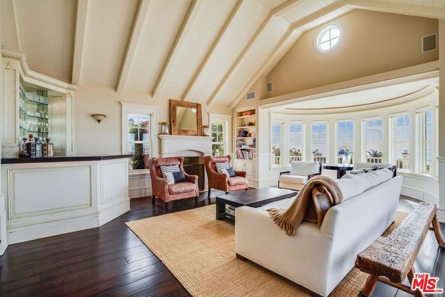 $12,750,000 | 6277 Sea Star Drive, Malibu, CA 90265