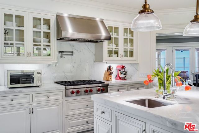 $12,750,000 | 6277 Sea Star Drive, Malibu, CA 90265