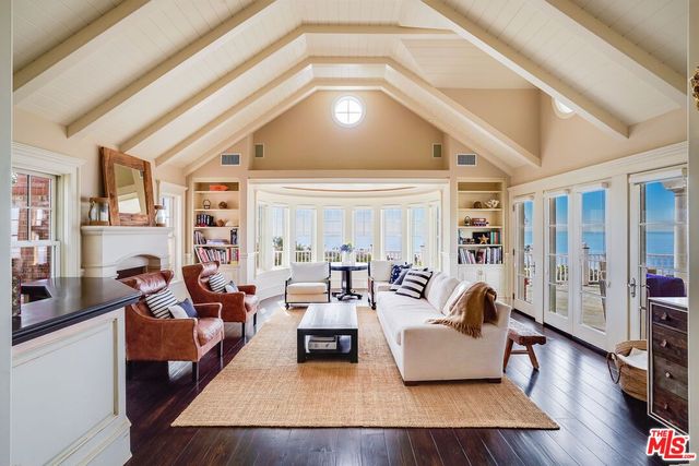$12,750,000 | 6277 Sea Star Drive, Malibu, CA 90265