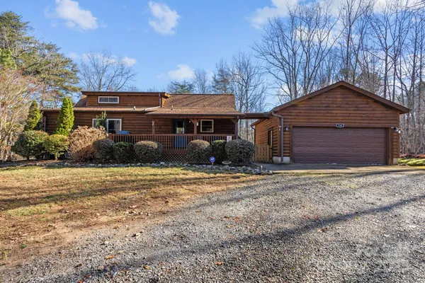 $420,000 | 749 Buck Road, Tryon, NC 28782