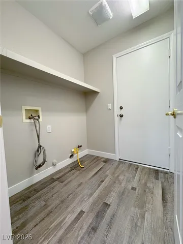 $2,000 | 8605 Copper Mine Avenue, Las Vegas, NV 89129