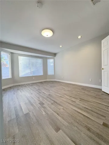 $2,000 | 8605 Copper Mine Avenue, Las Vegas, NV 89129