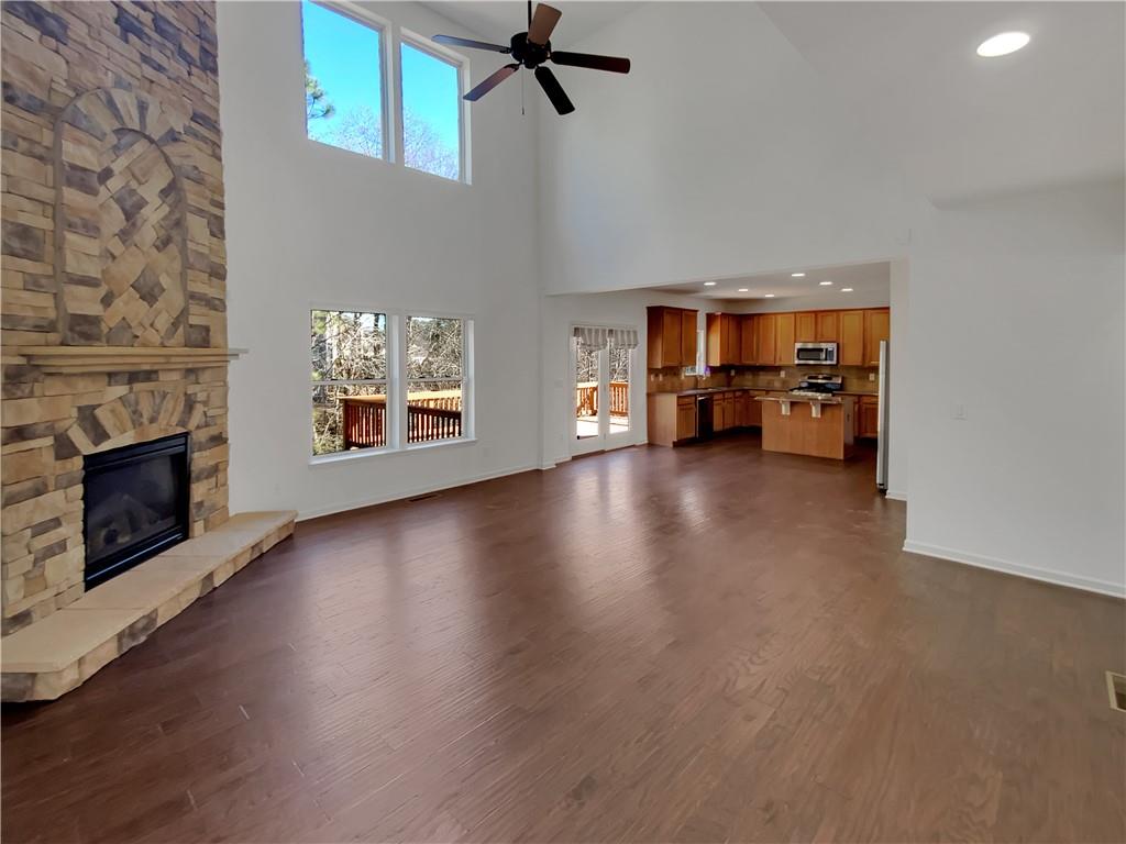 109 Hale View Circle Canton, GA 30114 - Photo 3 of 28