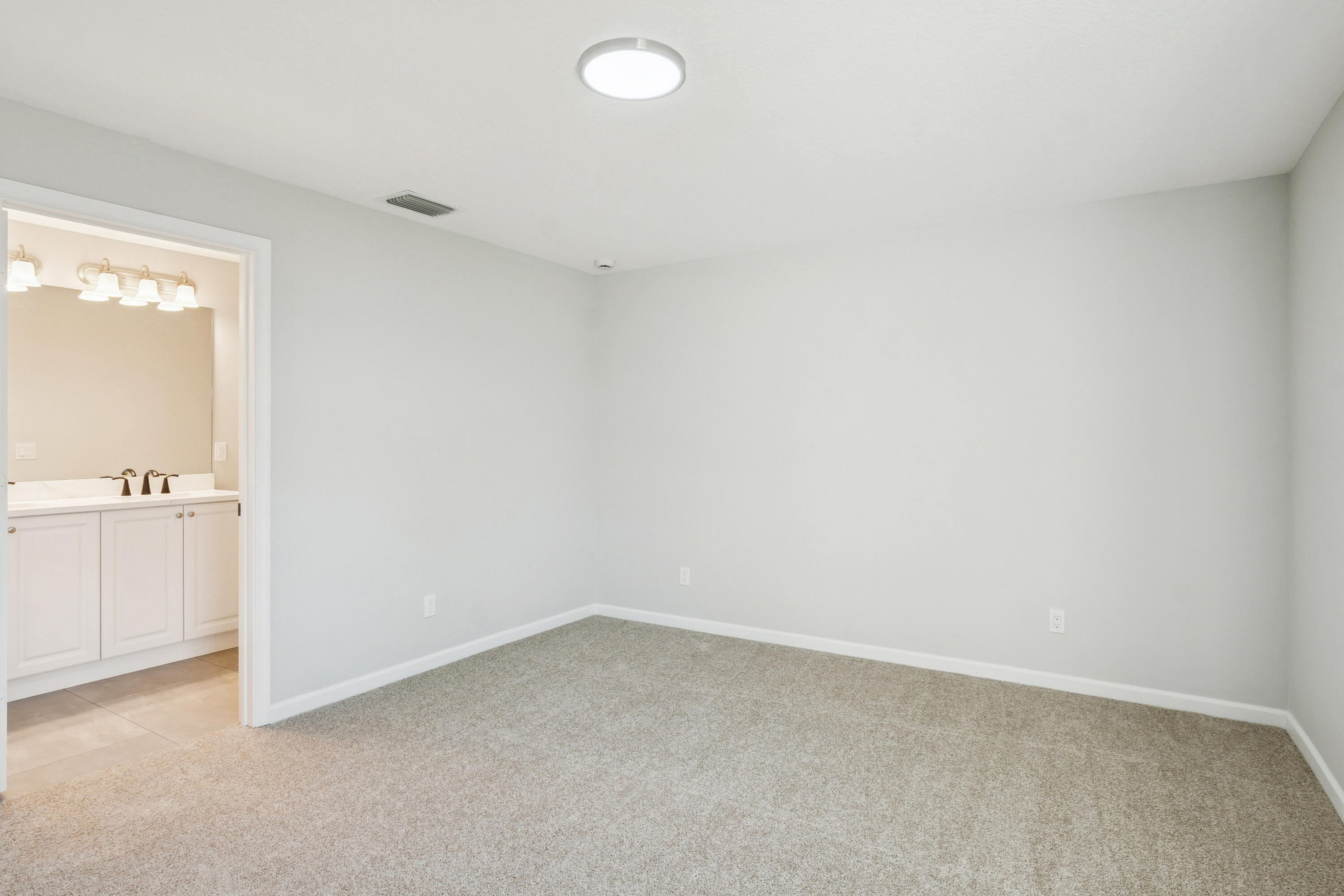 5232 Southeast 55th Terrace Stuart, FL 34997 - Photo 19 of 26 4JS00643