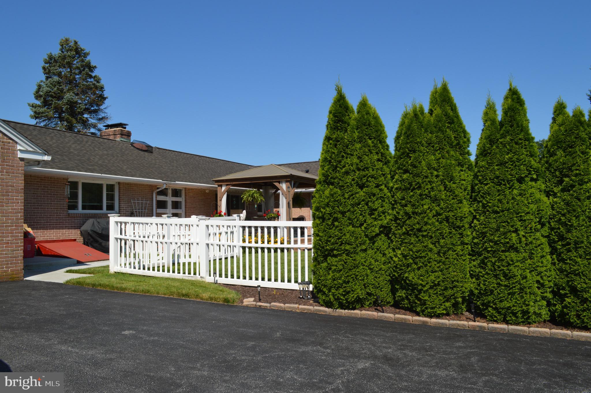 95 Russell Road Phoenixville, PA 19460 - Photo 25 of 37 View of the driveway and back of the house.