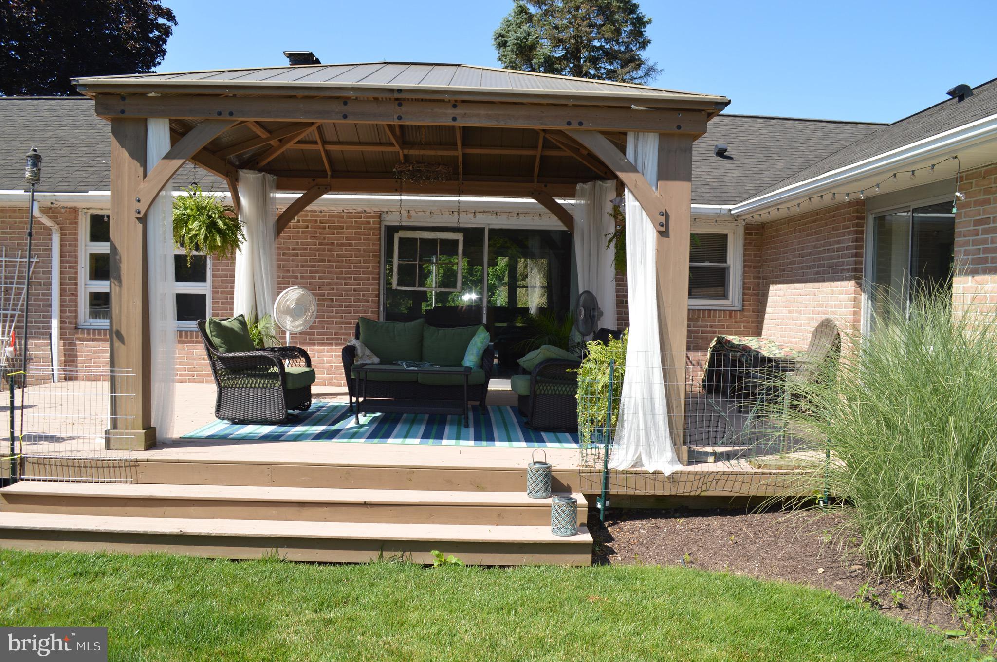 95 Russell Road Phoenixville, PA 19460 - Photo 29 of 37 Patio seating near the pool