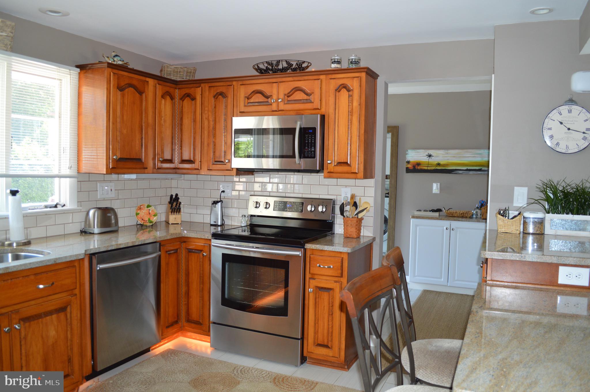95 Russell Road Phoenixville, PA 19460 - Photo 4 of 37 Kitchen looking into the mudroom area
