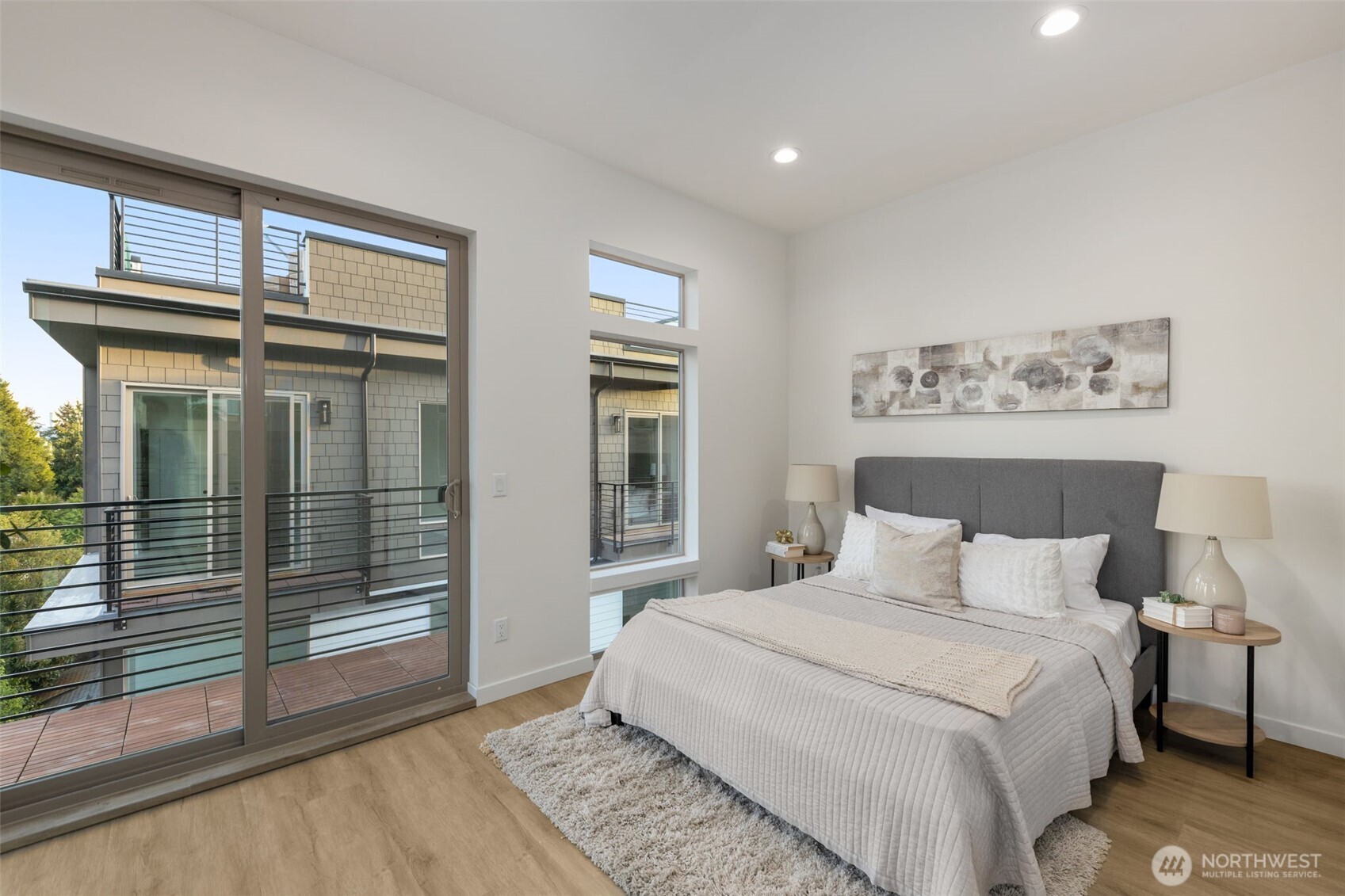 1203 North Allen Place Seattle, WA 98103 - Photo 12 of 29 Gallery Image 12