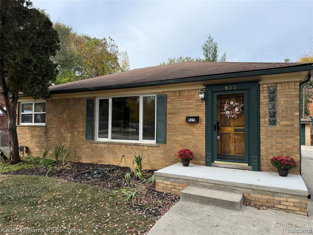 925 East 14 Mile Road Clawson, MI 48017 - Photo 2 of 22