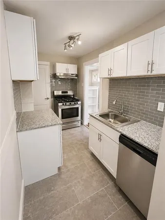 $1,375 | 754 Shady Drive East, Pittsburgh, PA 15228