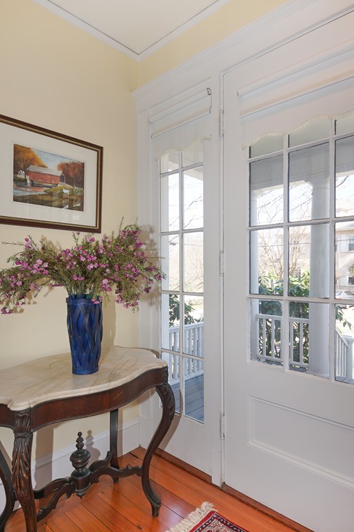 20 Bacon Street, Unit 1 Winchester, MA 01890 - Photo 11 of 30 Gallery Image 11