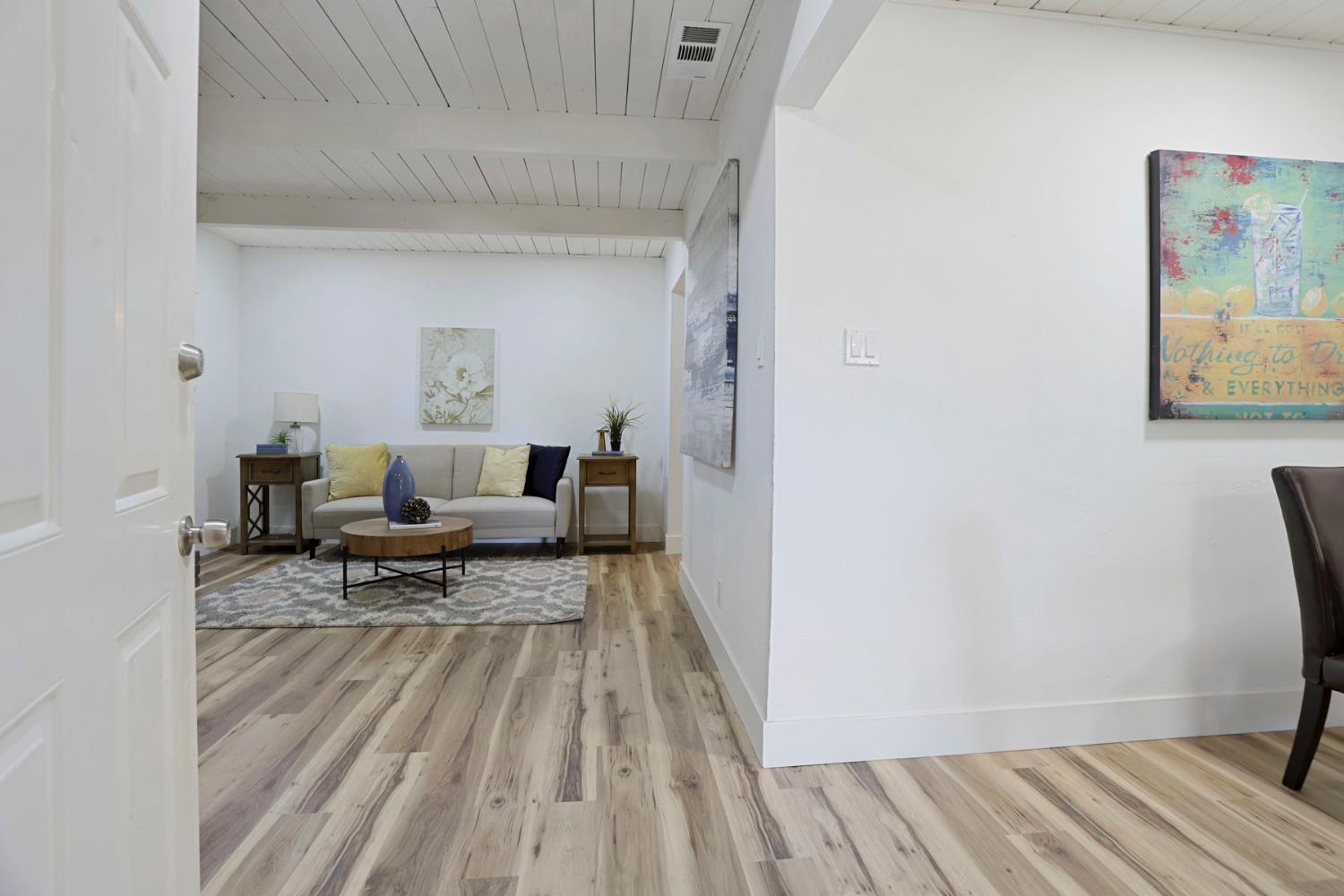2044 Del Rio Drive Stockton, CA 95204 - Photo 12 of 40