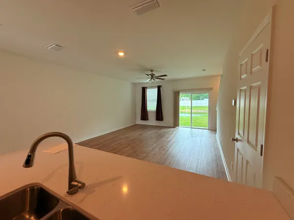 $1,800 | 141 Beach Palm Court, St. Augustine, FL 32086