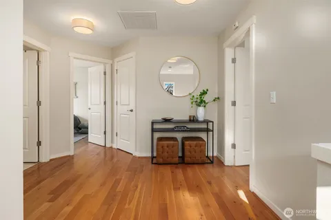 $925,000 | 5950 31st Avenue Southwest, Seattle, WA 98126