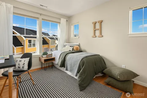 $925,000 | 5950 31st Avenue Southwest, Seattle, WA 98126