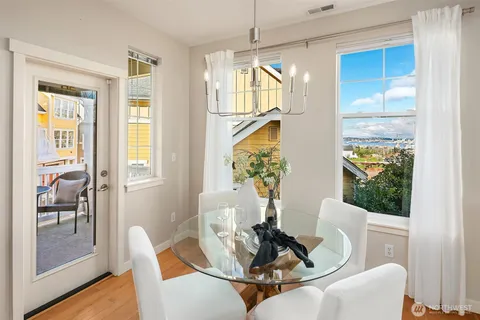 $925,000 | 5950 31st Avenue Southwest, Seattle, WA 98126