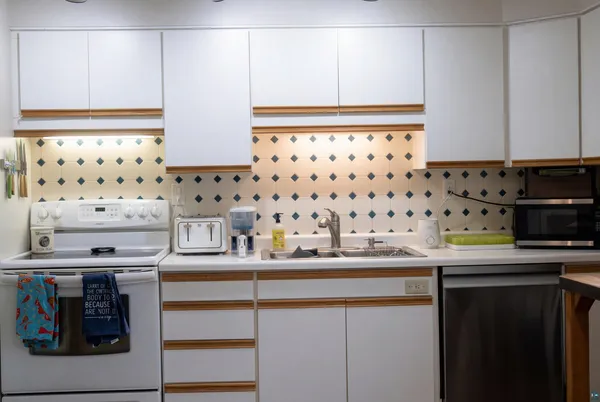 $299,000 | 2104 County Hwy A, Ashland, WI 54806