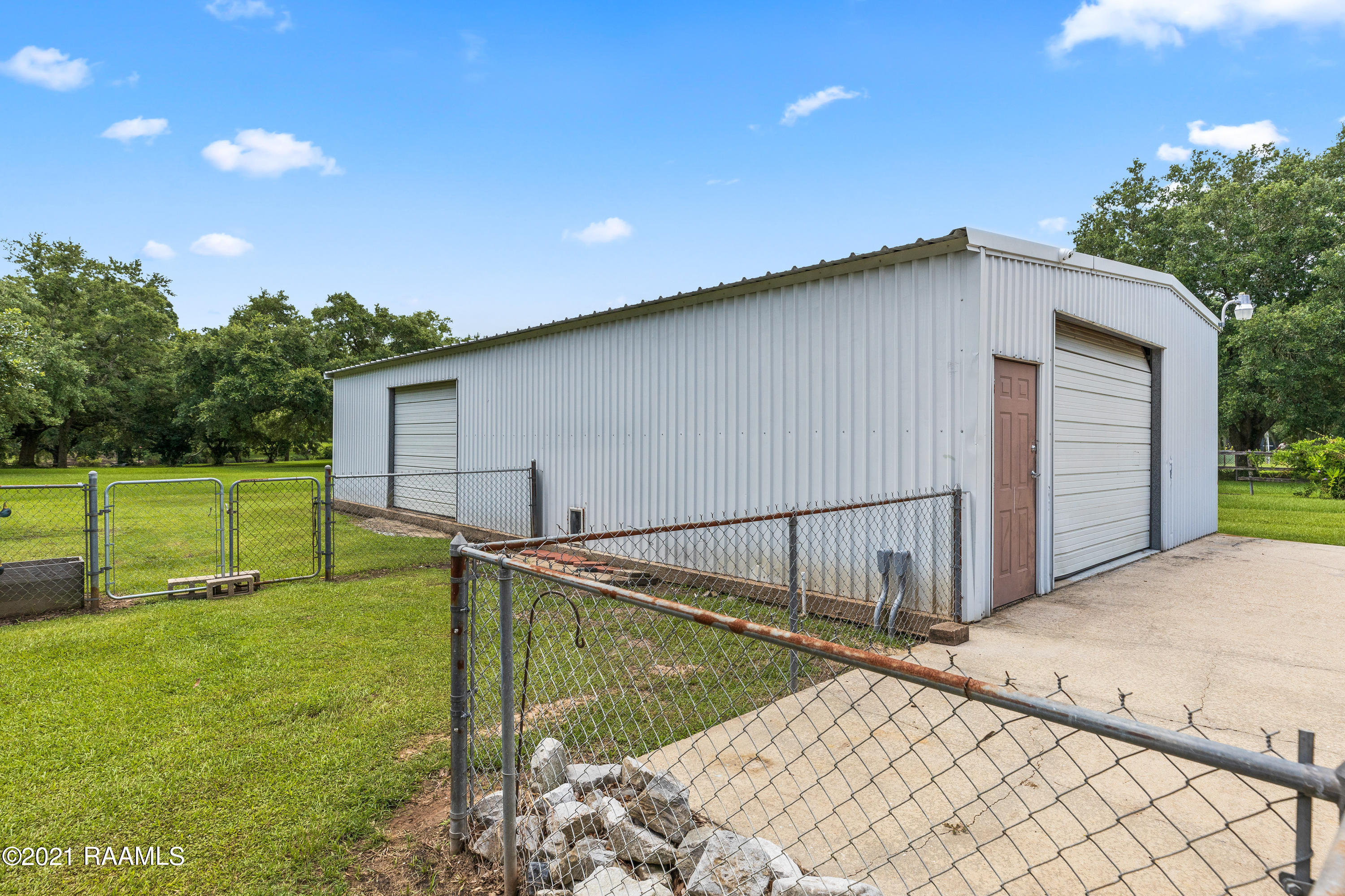 3504 Northside Road New Iberia, LA 70563 - Photo 32 of 43 Gallery Image 32
